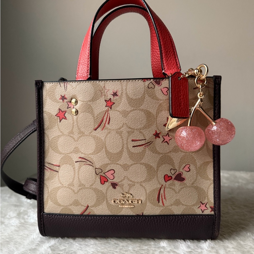 Coach Dempsey 22 Tote bag Heart and Star Print  with charm
